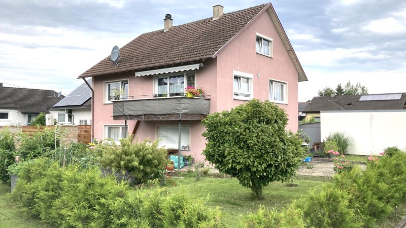 Perfekte Wohnlage! Modernisiertes Einfamilienhaus in herrlicher Südausrichtung