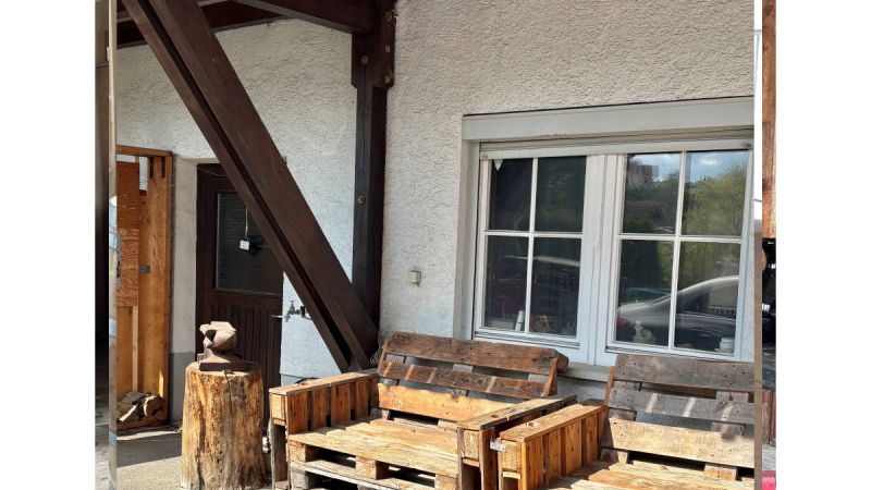 Wohnen und arbeiten kombiniert – Wohnhaus mit Gewerbeeinheit in zentraler Lage, Bild 4