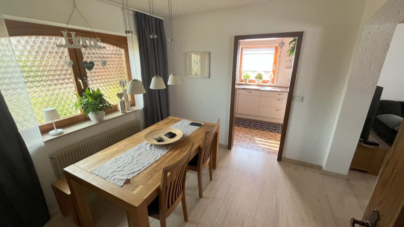 Gepflegte Doppelhaushälfte mit viel Platz für die ganze Familie und herrlichem Garten in ruhiger Wohnlage, Bild 7